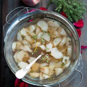 Sommerliche Pfirsisch-Zitronen-Thymian Suppe (Soupe de Pèches et Thym Citron)