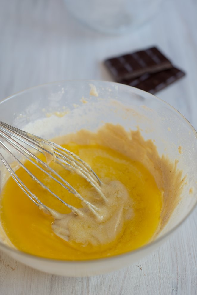 Glutenfreier Kastanienkuchen mit Schoko & Birnen Kastanienmehl Kuchen Schritt 6 Eier Aufschlagen Mit Schneebesen