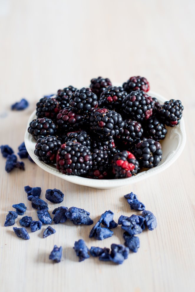 Mini Saint-Honoré mit Veilchen und Brombeeren saint-honore-toertchen-zutaten