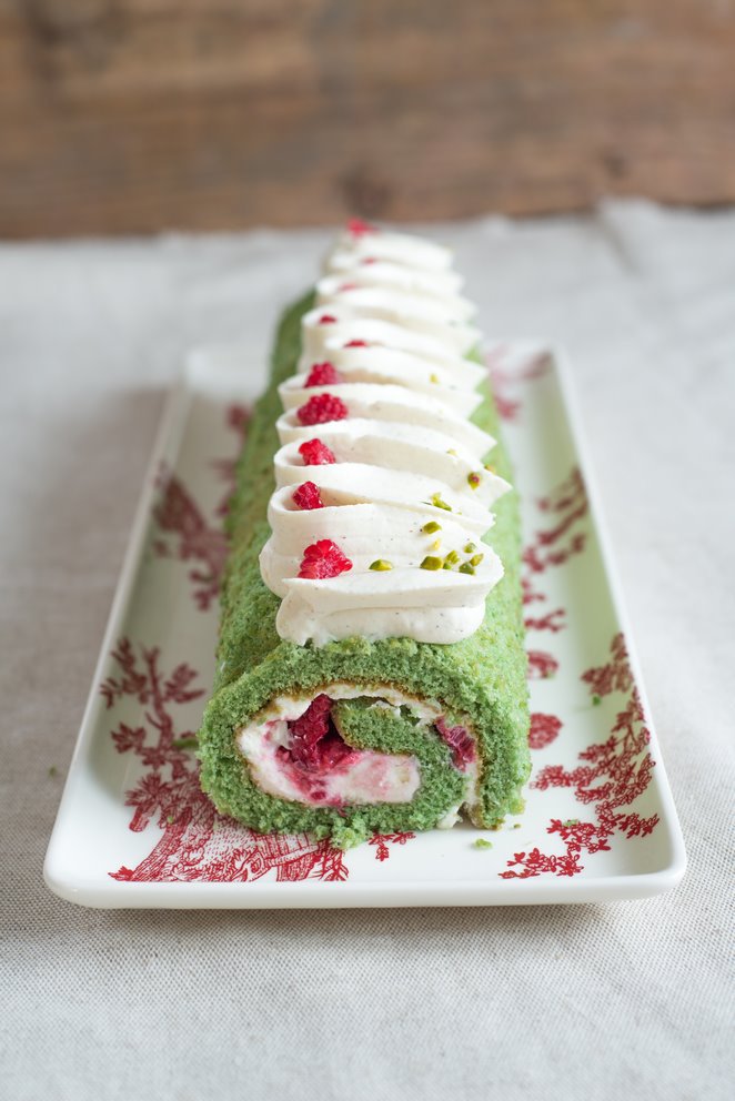 Super einfache Bûche de Noel mit Pistazien und Himbeeren Rezept ...