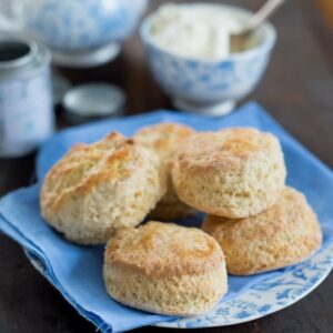 Einfaches Scones Rezept, weil ich sie einfach so sehr mag!
