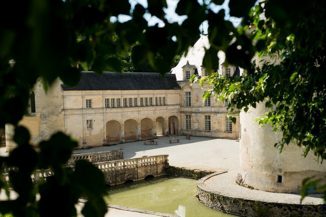 5 Orte im Burgund, die man nicht verpassen sollte (Dijon, Alesia, Flavigny und Beaune) Château De Bussy Rabutin