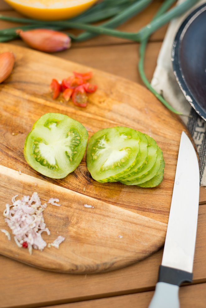 Kalte Tomatensuppe mit rosa Pfeffer  Kalte Tomatensuppe 7
