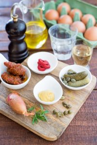 Mayonnaise Variationen für Fondue Bourguignone oder Grillfleisch (Sauce Béarnaise, Cocktail, Tartare & au Poivre) DSC_4933 1 Kopie 200x300