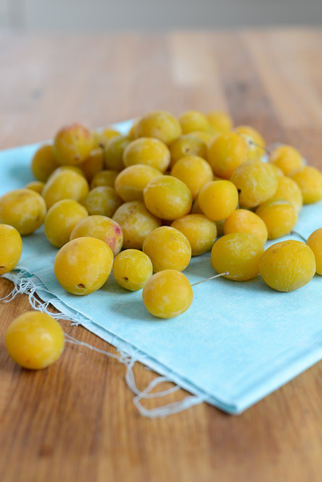  Mirabelles