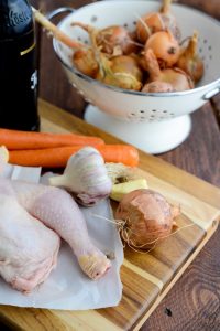 Schmorhähnchen mit Biersauce (Poulet à la bière) Hähnchen Mit Bier Zutaten 200x300