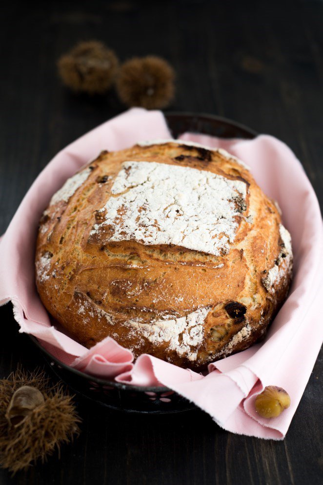 Brot mit Esskastanien und Feigen (Pain à la châtaigne et aux figues) Brot-mit-Kastanien-und-Feigen