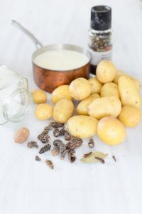 Gratin Dauphinois mit Morcheln & Pfeffersteak mit Sahne, Äpfeln und Morcheln Sauce Zutaten Gratin Dauphinois 200x300
