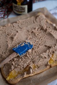 Bûche de Noel mit Milchschokolade und Orangen DSC_9341 200x300
