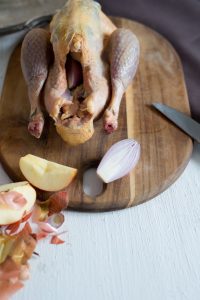Poularde mit Trüffeln ( Poularde truffée!) Fourrer Une Poularde  200x300