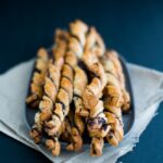 Rezepte a-z Blätterteig Twister Tapenade