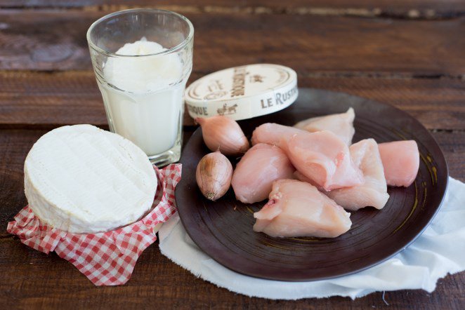 Hähnchenbrust à la Normande... mit Camembert Sauce DSC_0217