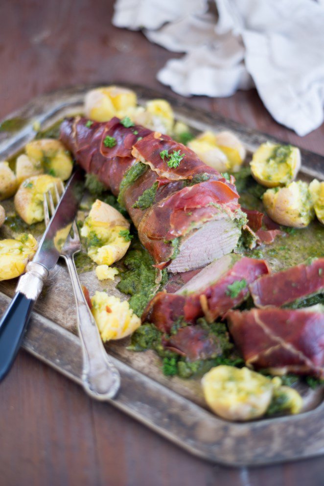 Schweinebraten im Kräuter-Schinken-Mantel Rezept
