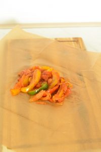 Fisch en Papillote mit Piperade (Papillote de poisson à la piperade) DSC_1130 200x300