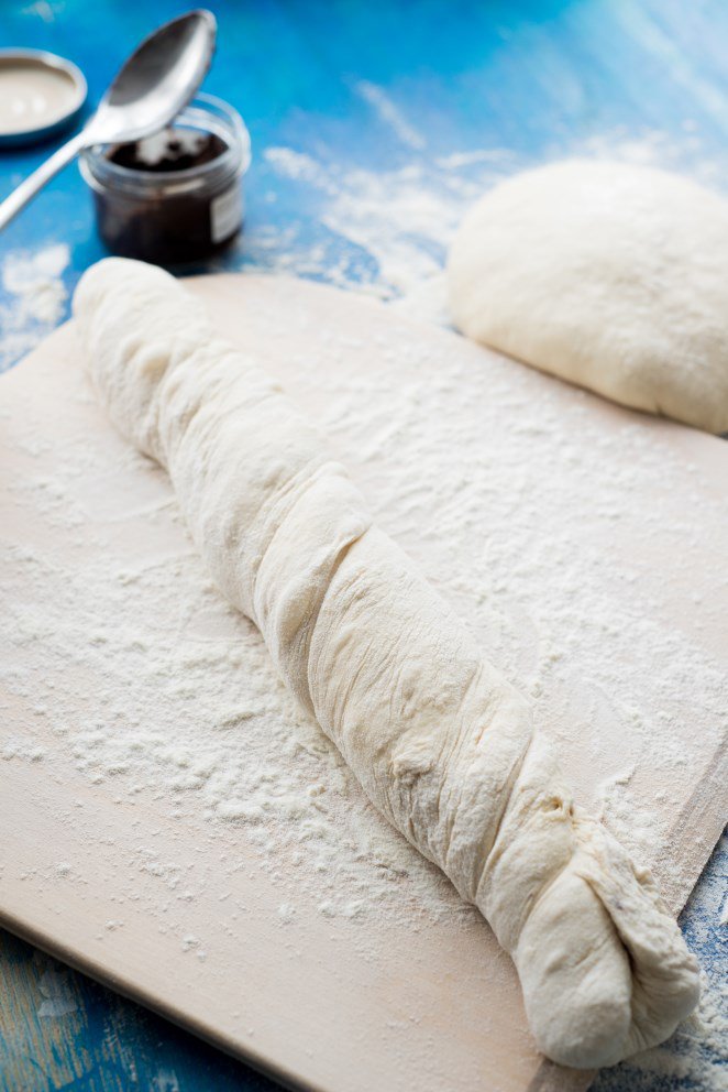 Baguette mit Tapenade zum Aperitif Bagütte Rezept Schritt 10 Bagütte Teig Geformt Roh