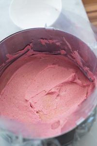 Himbeer-Pistazien-Torte (Entremet framboise-pistache) DSC_3379 200x300