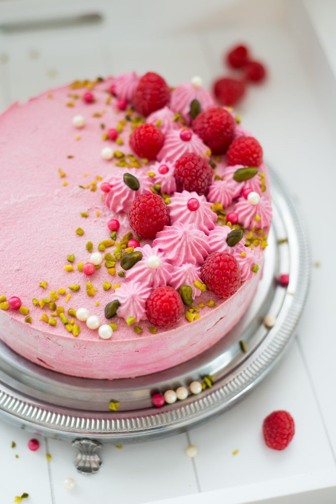  Torte Mit Himbeeren Und Pistazien