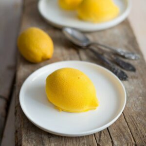 Zitroneneis einfach ohne Eismaschine