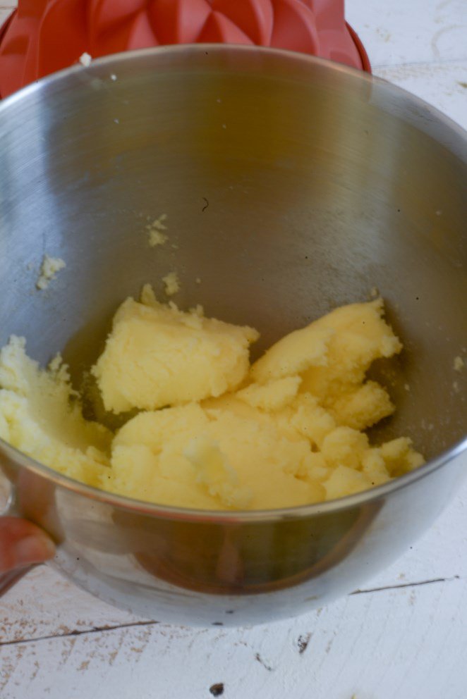  Kuchen Mit Schokolade Schritt 2 Butter In Rührschüssel Cremig