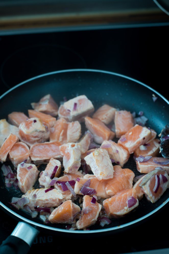 Parmentier mit Lachs und Blumenkohl - Auflauf für Kinder DSC_4374