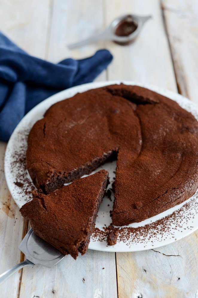 Saftiger Schokoladen-Mandel-Kuchen Schokoladen Mandel Kuchen 3