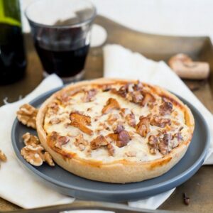 Quiche mit Pfifferlingen und Walnüssen