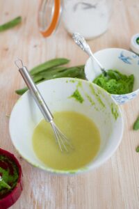 Erbsen Macarons (Macarons aux petits pois) Erbsen Macarons Gemüse Backen 3 200x300