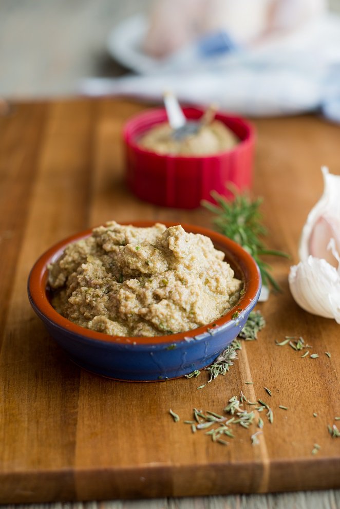 Brathähnchen Mit Tapenade Schritt 2 Tapenade In Schalen Serviert