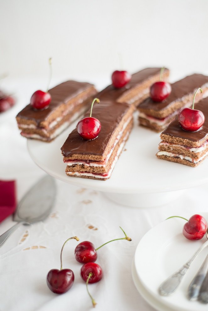 Opéra wie eine schwarzwälder Kirschtorte Opera Torte Mit Kirschen Schwarzwälder Kirsch 4