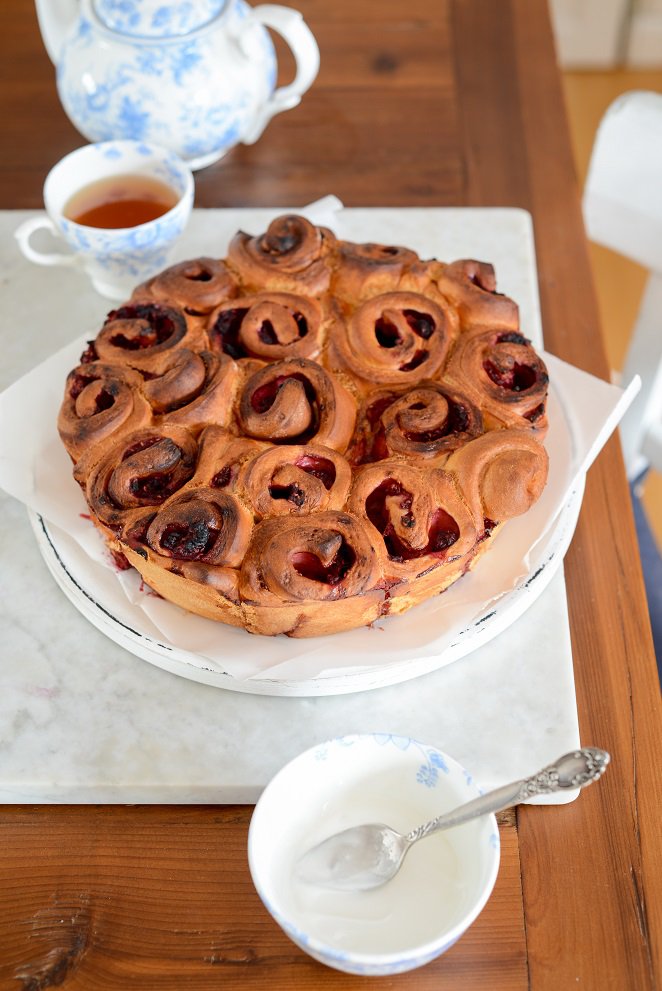Himbeer-Brioche Schneckenkuchen oder mein Himbeer Rollkuchen zum Kaffee DSC_2955