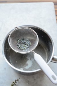 Lavendeleis wie in der Provence mit Himbeer Eiswaffeln (mit Eismaschine) Lavendel Schritt 2 200x300