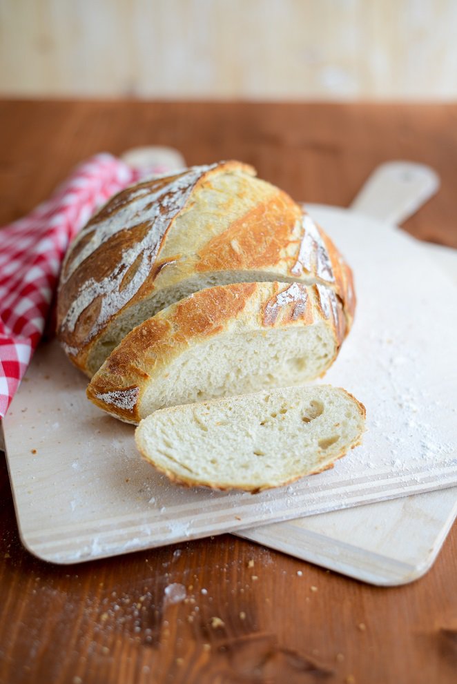 Ein einfaches Brot Rezept mit wenig Hefe lange-gehzeit-Weizen-Brot