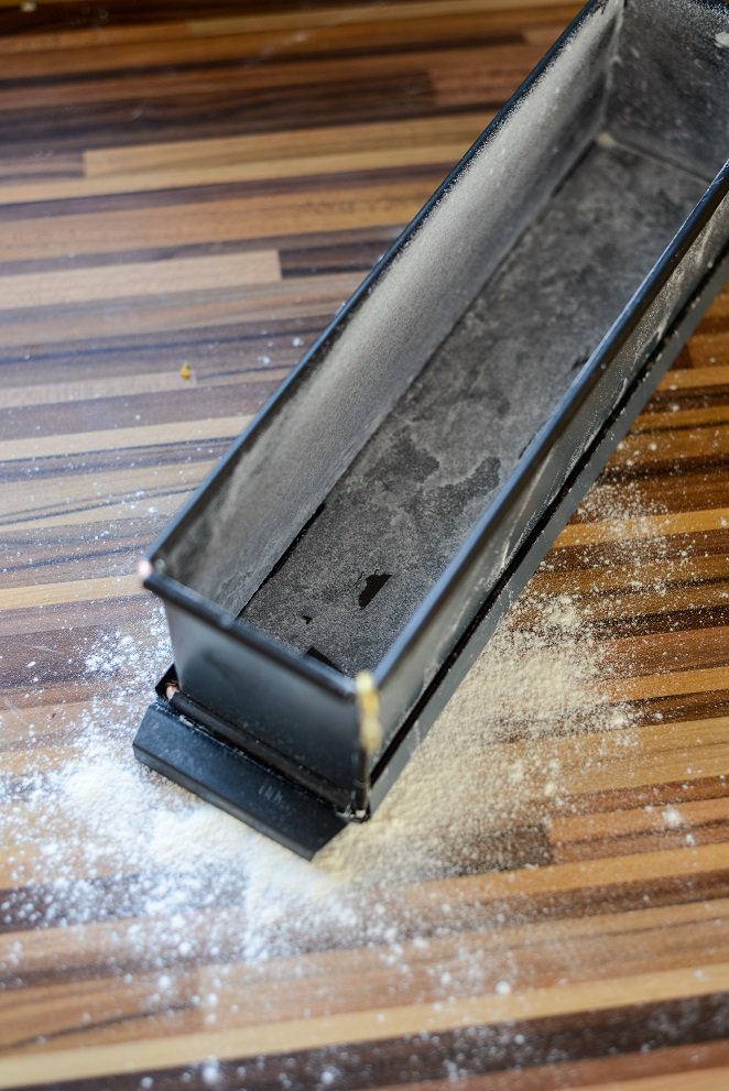  Päte En Croute Schritt 7 Kastenform Mit Mehl Bestaubt