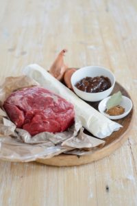 Weihnachtliches Rinderfilet im Blätterteigmantel DSC_4107 200x300