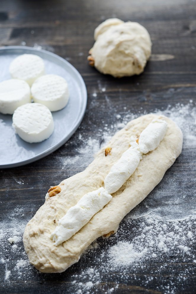  Walnussbrot Rezept Schritt 6 Ziegenkäse In Teig Einarbeiten