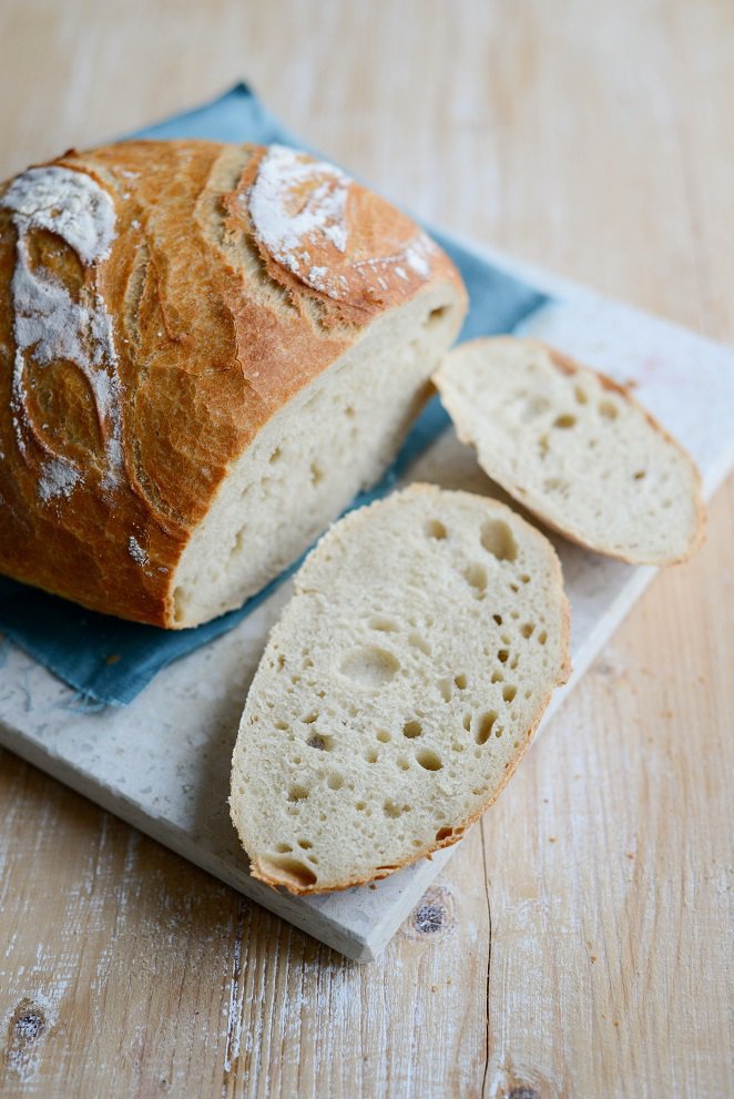 Sauerteig-Brot mit Trockenhefe ( Pain au levain avec de la levure Boulangère sèche) DSC_6117