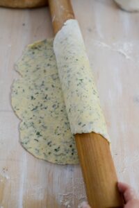 Zucchini-Quiche Quiche Rezept Schritt 5 Teig Ausrollen Mit Nudelholz