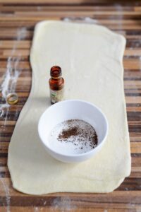 Palmiers aus selbstgemachtem Blitz-Blätterteig mit bretonischem Geschmack Blitz Blätterteig Selber Machen Schritt 25 Blätterteig Mit Zutaten B