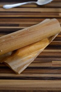 Palmiers aus selbstgemachtem Blitz-Blätterteig mit bretonischem Geschmack Blitz Blätterteig Selber Machen Schritt 5 Blätterteig Eingerollt Auf