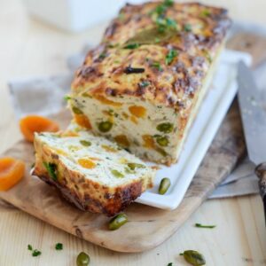 Hähnchen Terrine mit Aprikosen und Pistazien (Terrine de poulet aux abricots et pistaches)