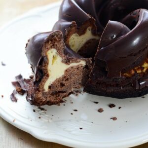 Kuchen-Duo: Marmorkuchen und Käsekuchen