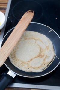 Bretonischer Galettes-Kuchen mit Champignons DSC_9123-1-200x300