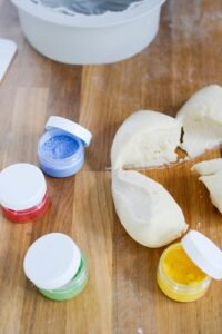 Bunte geflochtene Brioche für Kinder DSC_9597 1 200x300