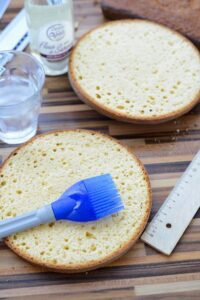 Erdbeer-Holunder-Herztorte zum Muttertag DSC_0544 1 200x300