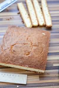 Erdbeer-Holunder-Herztorte zum Muttertag DSC_0551 1 200x300