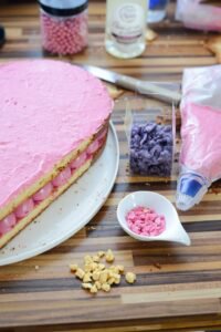 Erdbeer-Holunder-Herztorte zum Muttertag DSC_0618 1 200x300