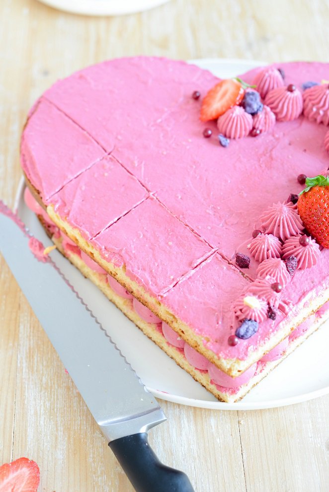 Erdbeer-Holunder-Herztorte zum Muttertag | | Rezept | Französisch kochen