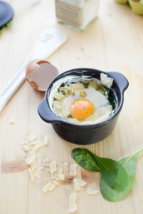 Oeufs Cocotte (Eier aus dem Ofen) Eier Aus Den Backofen 7 201x300