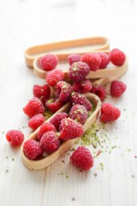 Himbeer-Pistazien-Tartelettes DSC_2039 1 200x300
