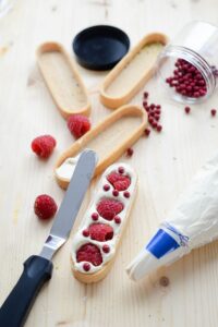Himbeer-Pistazien-Tartelettes DSC_2047 1 200x300